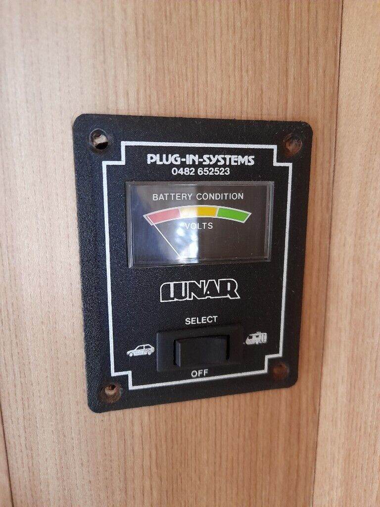 Lunar caravan battery gauge 