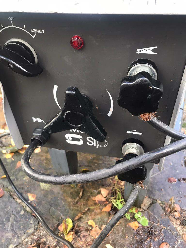 Merlin 210 fan assisted arc welder 