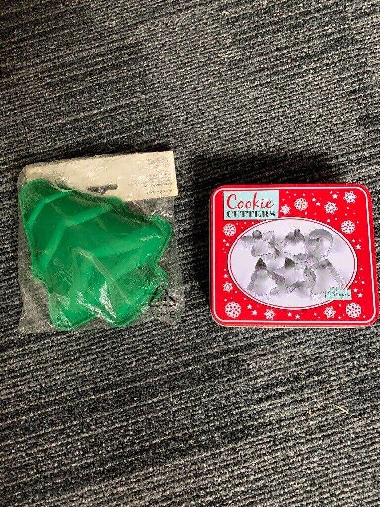 Christmas cookie cutters new and Christmas tree cake mould 
