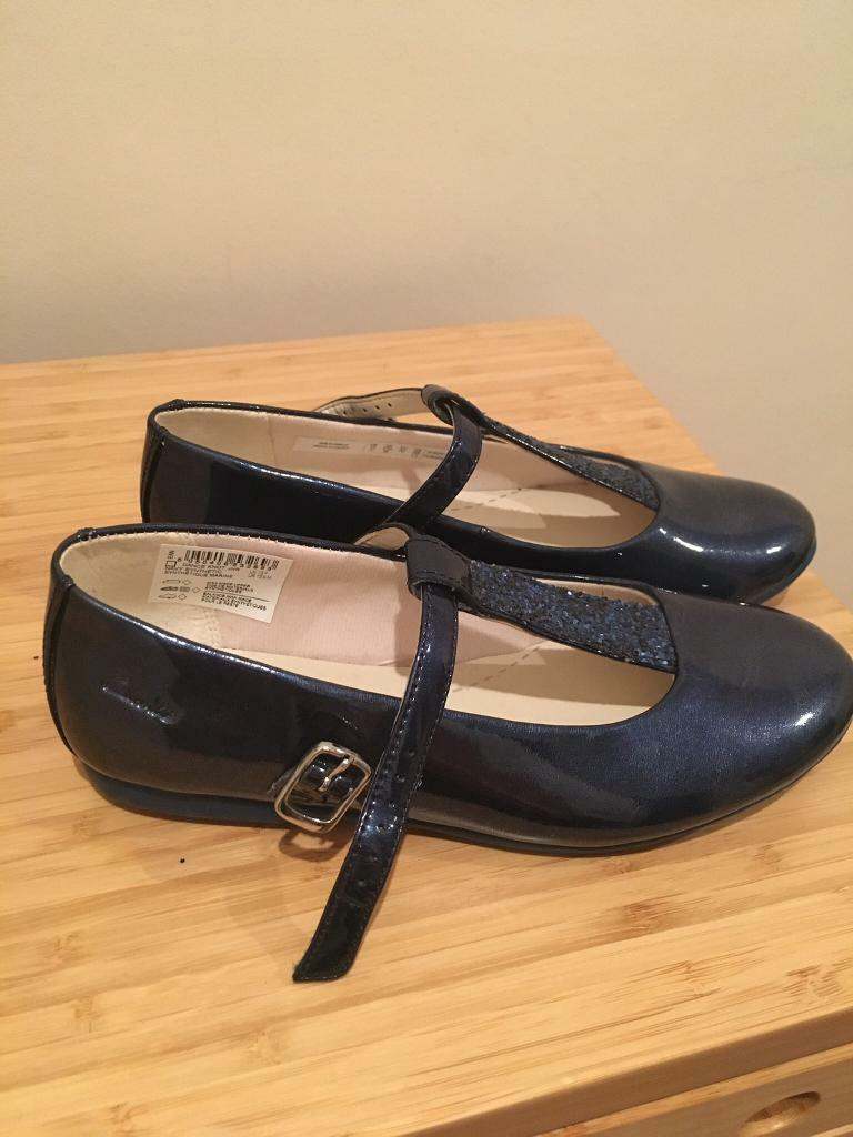 Girls New Patent Party Shoes