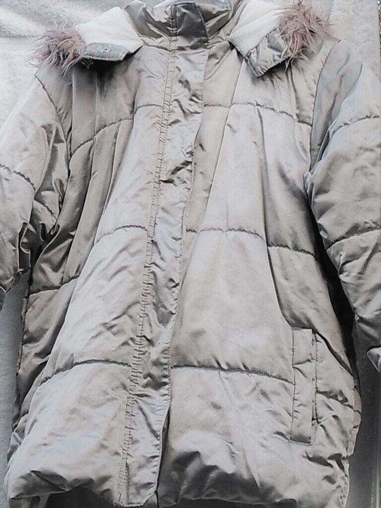 NEXT Luxurious Padded Jacket Age 9-10, Silver (reflective). AS NEW