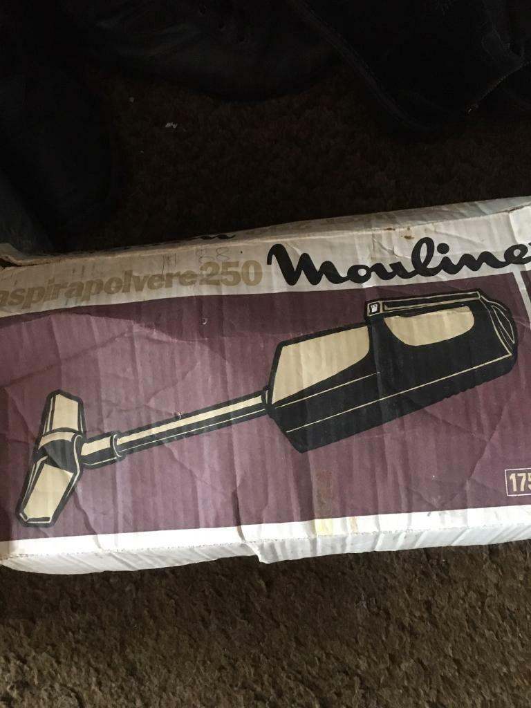 Vintage Moulinex Hand Held Vacuum Cleaner. NEW 