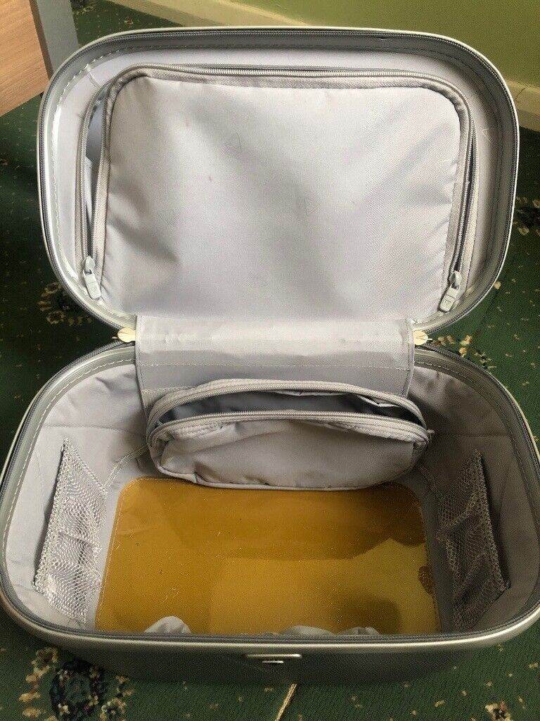 Grey Antler hardshell vanity case