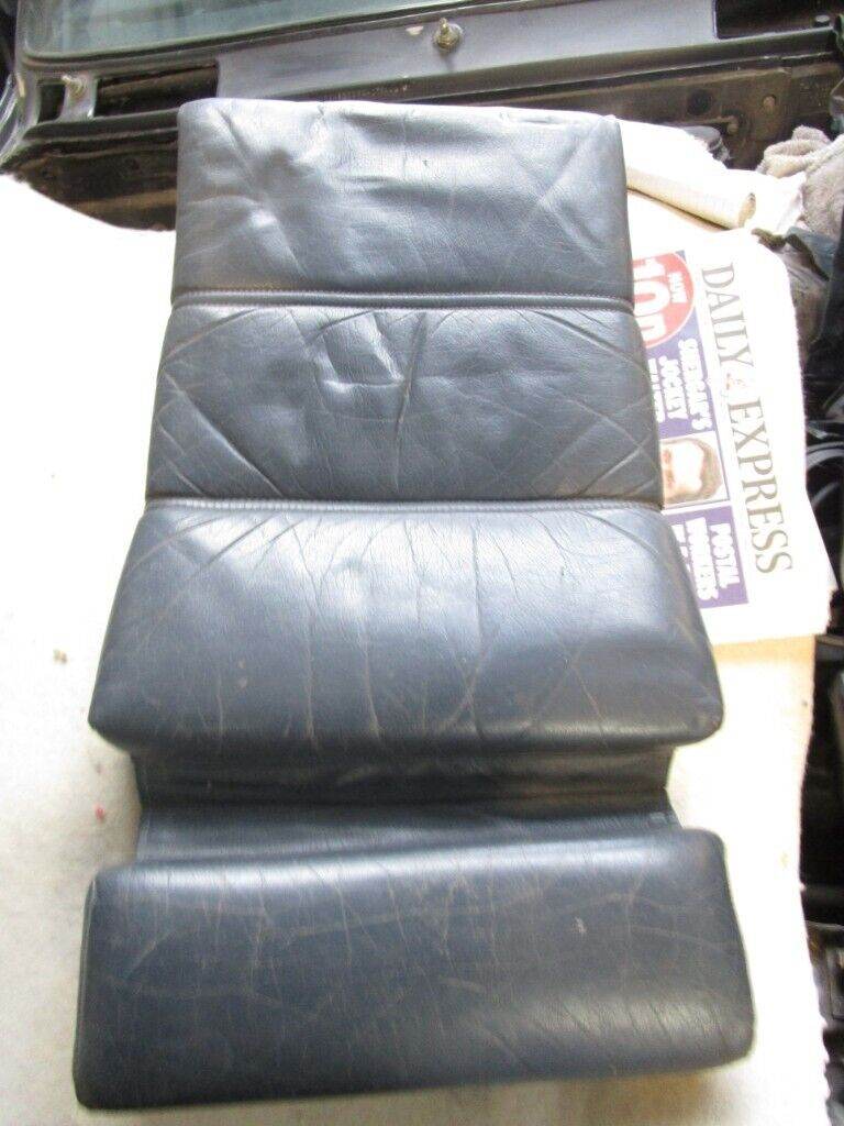 bmw e30.   ALL  SEAT SKINS &  BOLSTERS &  HEADRESTS