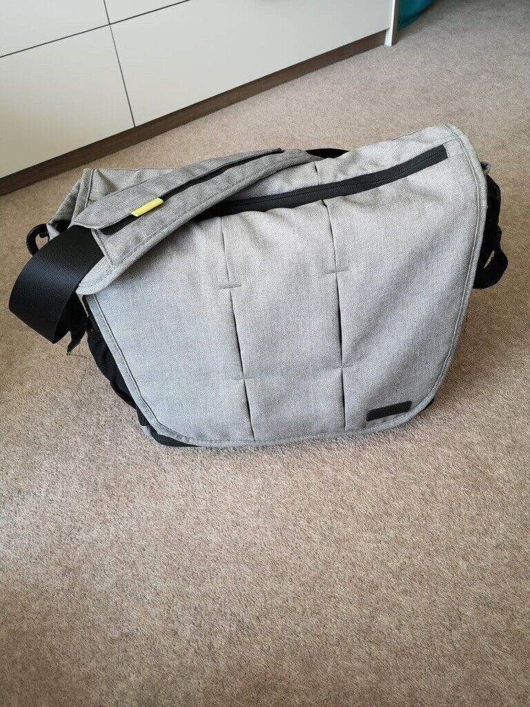 Bababing DayTripper Deluxe changing bag grey
