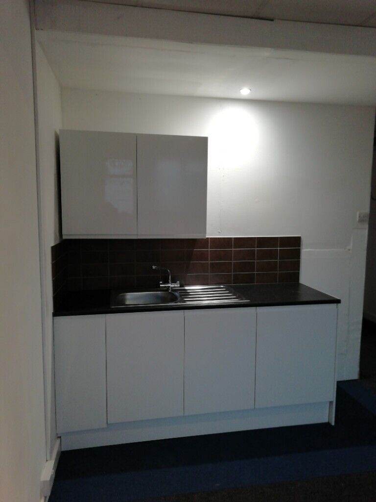 **LET BY**11A-15 PICCADILLY**1 BEDROOM APARTMENT**DSS ACCEPTED