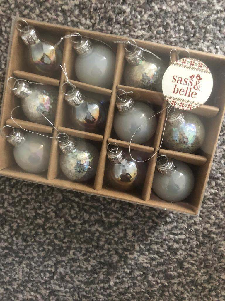 Sass & Belle Mini Silver/Iridescent Baubels