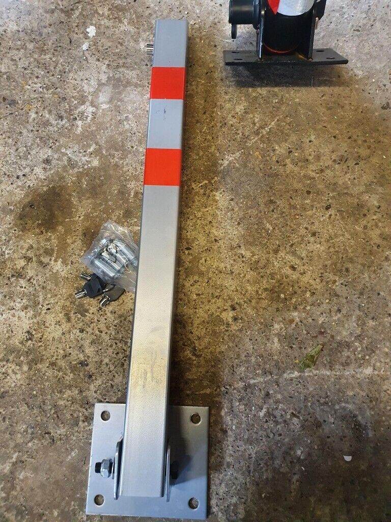 New bollard with 3 keys and fittings 