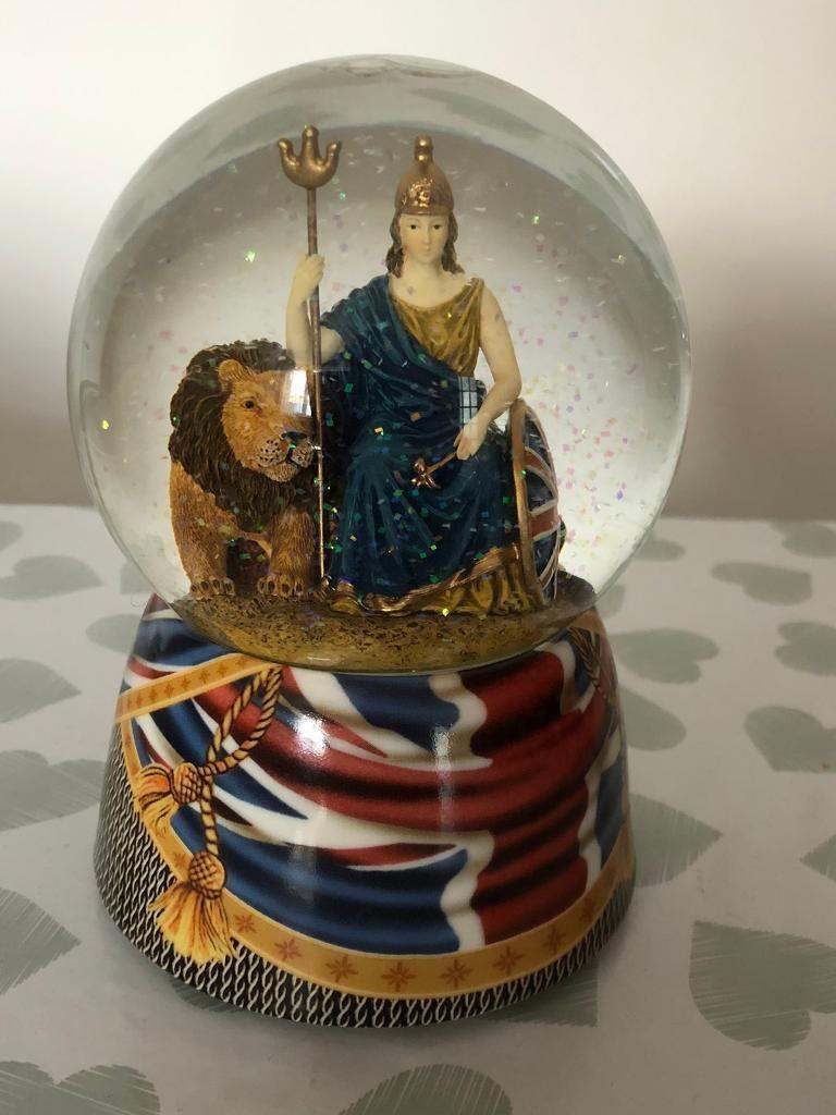Snow Dome Ornament / Gift