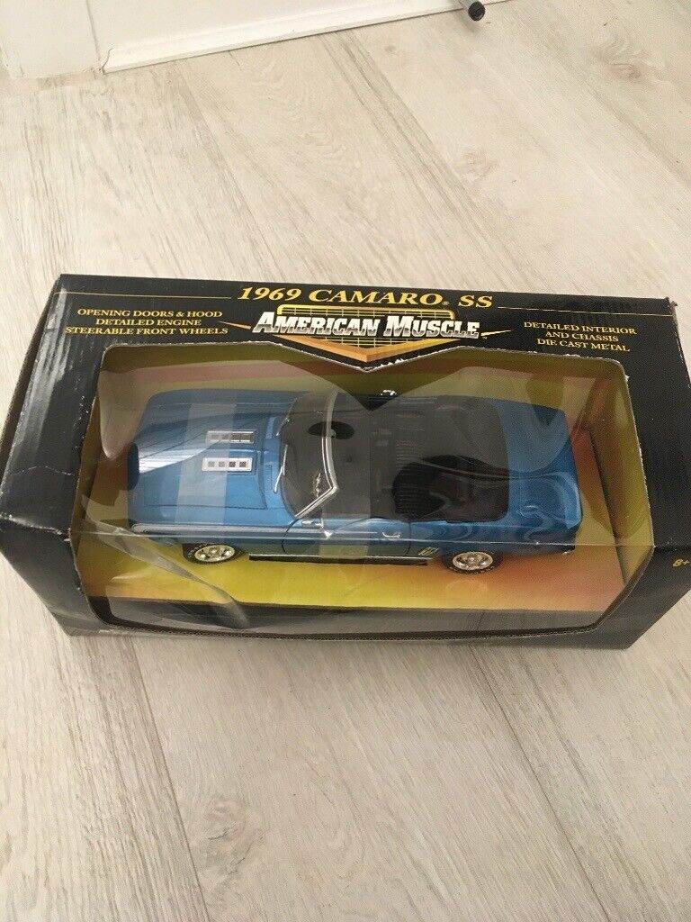 Die Cast Metal - 1969 Camaro SS - Scale 1:18