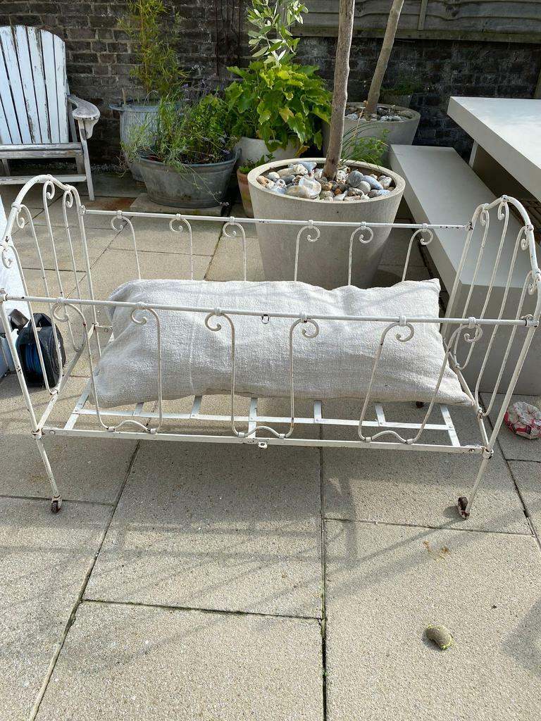 Antique Iron Daybed/Cot
