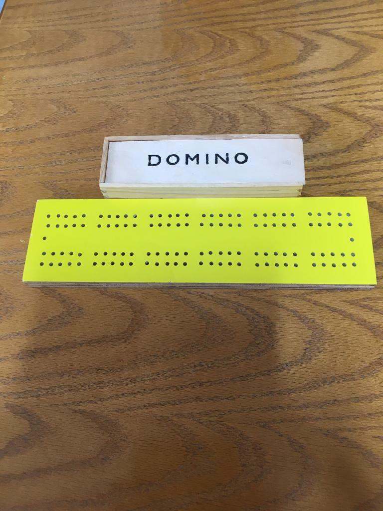 DOMINOES AND PEG BOARD