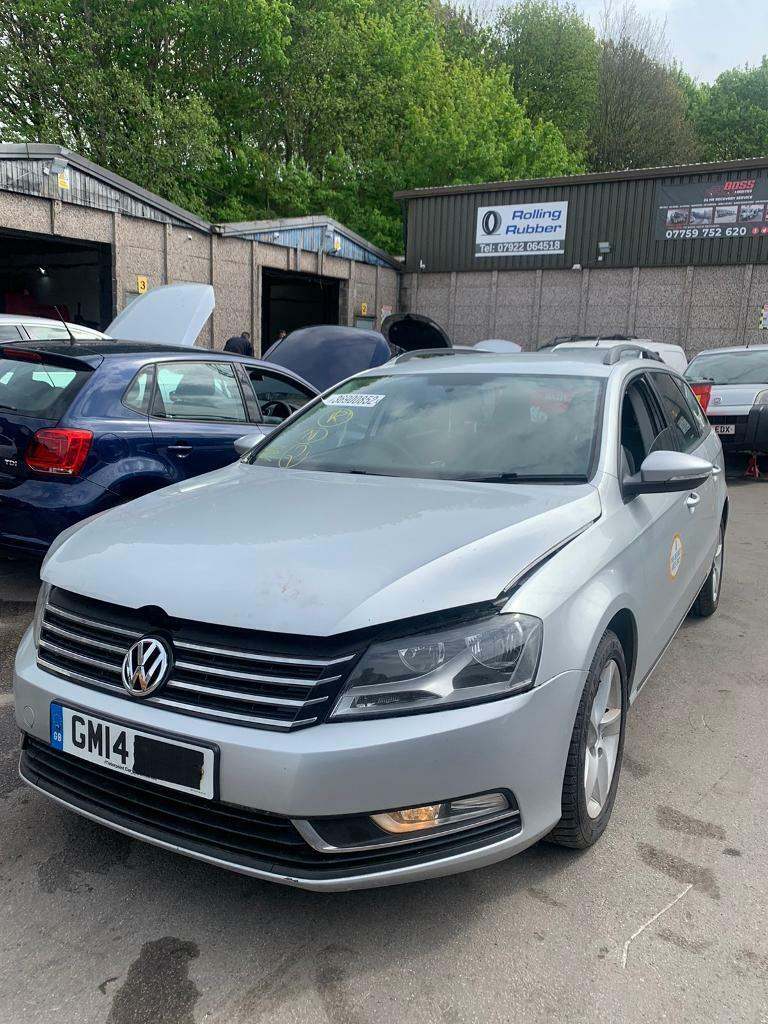 VW PASSAT B7 BREAKING ESTATE DOORS FRONT END ENGINE ALLOYS 