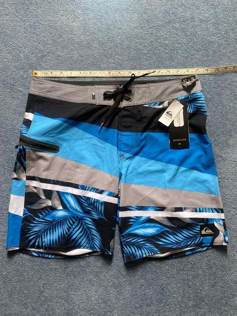 Shorts ( men’s quicksilver board shorts)