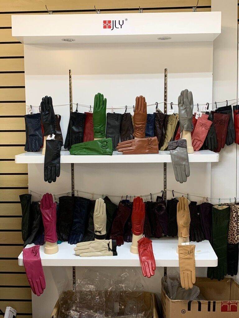 Genuine leather lady's gloves ,perfect for driving !