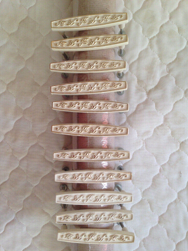 Eleven pull handles with screws