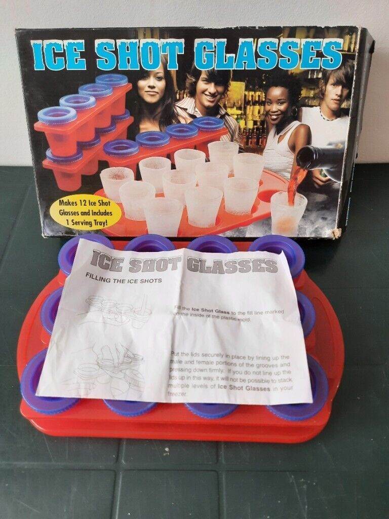 MAKE YOUR OWN SHOT GLASSES  - ICE (OR CHOCOLATE)  - MAKES 12 - WITH TRAY