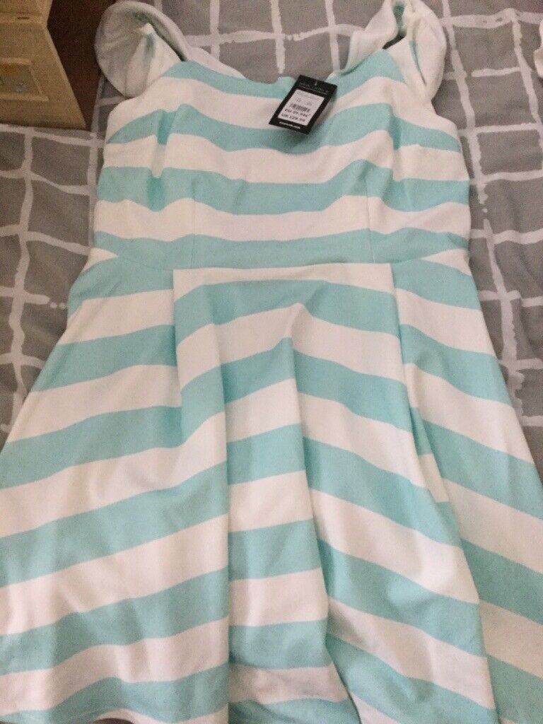LADIES DRESS FROM NEW LOOK BNWT