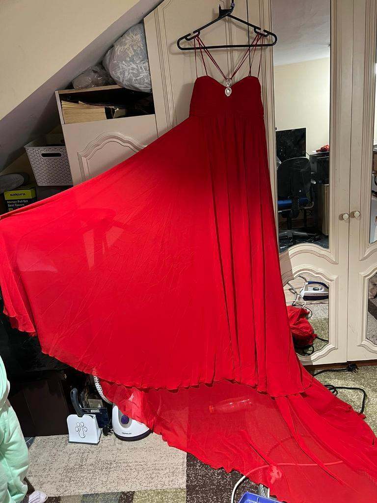 Red wedding tail free see pictures 