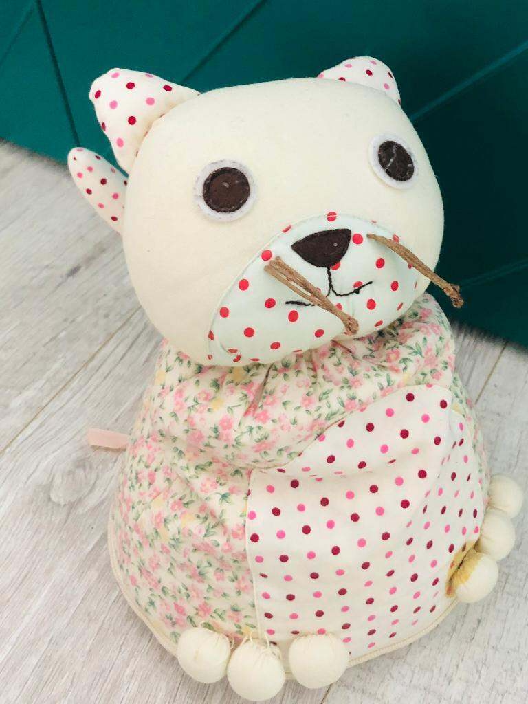 Cute cat door stop