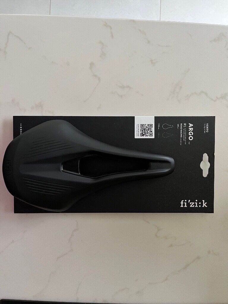 FIXIK VENTO ARGO R1 SADDLE Carbon Rails 150mm