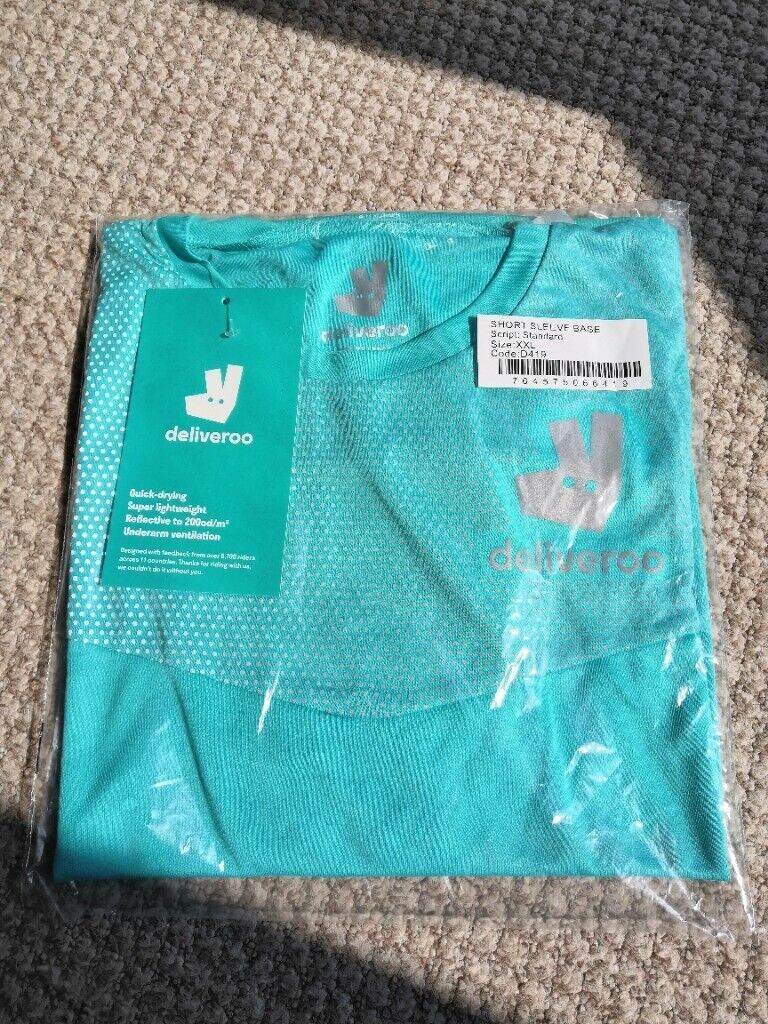 New XXL Deliveroo Short Sleeve Base 