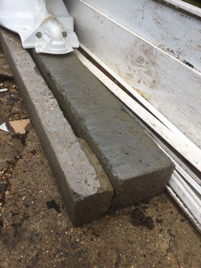 Concrete lintels 