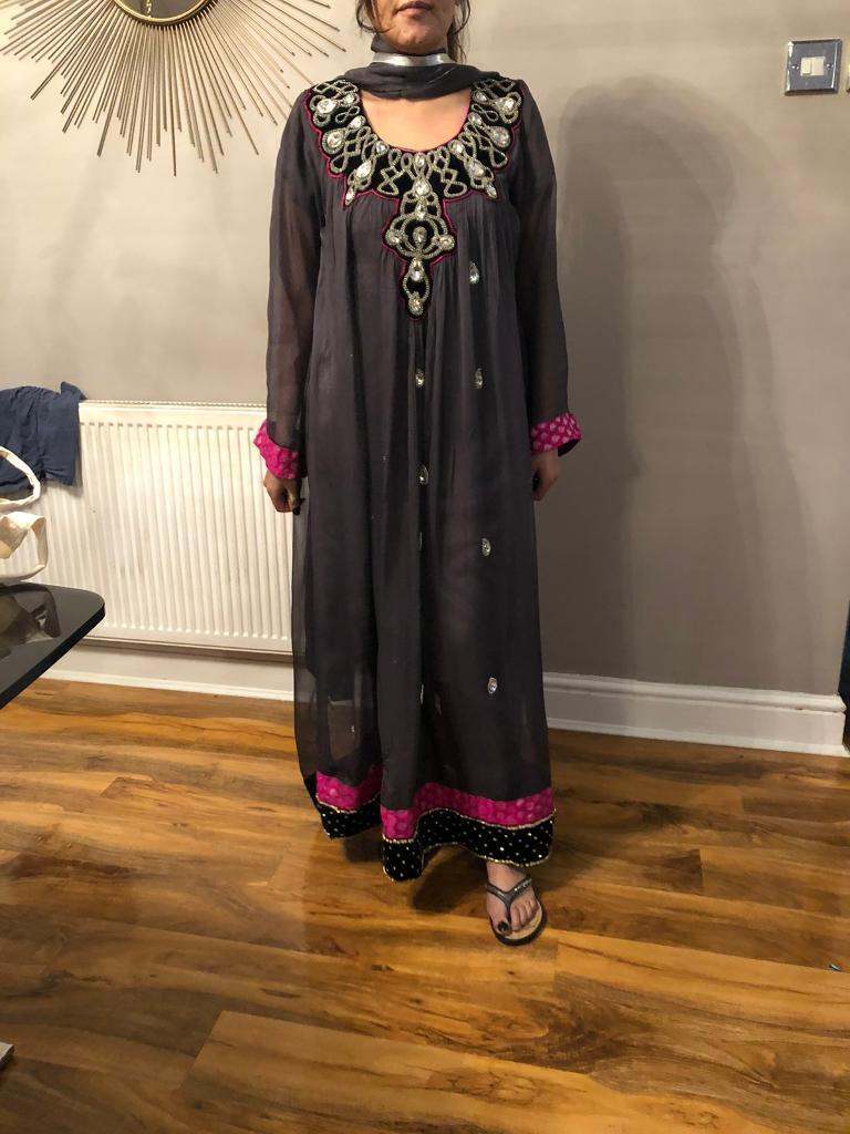 Asian Churidar   Grey stone  3 piece suit 