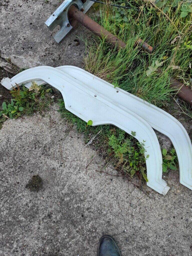 Lunar caravan wheel spats 