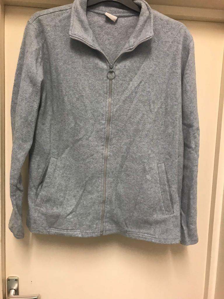 Women Fleece Size L