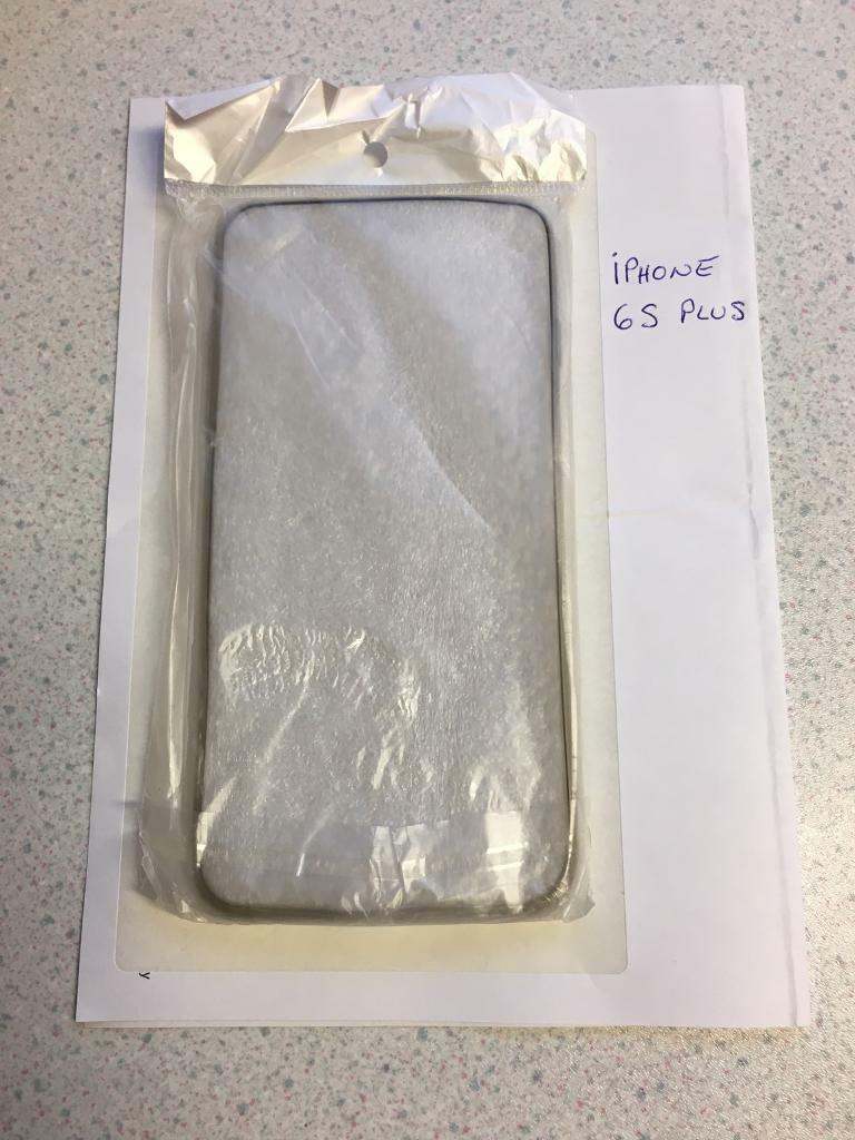 iPhone 6/6S Plus silicone protective cover (grey).