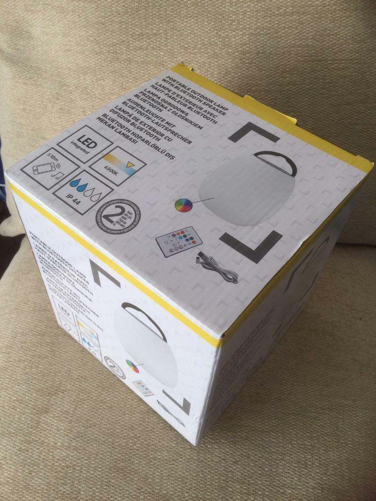 Portable Outdoor Colour Changing Lamp with Bluetooth Speaker