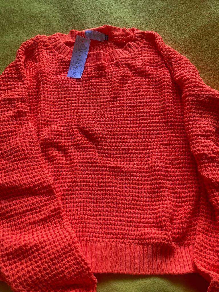 Ladies bright orange jumper M/L