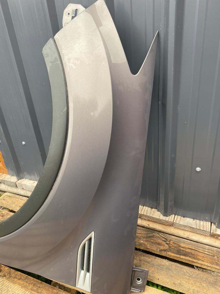 GENUINE FORD KUGA MK1 PASSENGER LEFT SIDE FRONT WING  BROWN 2012