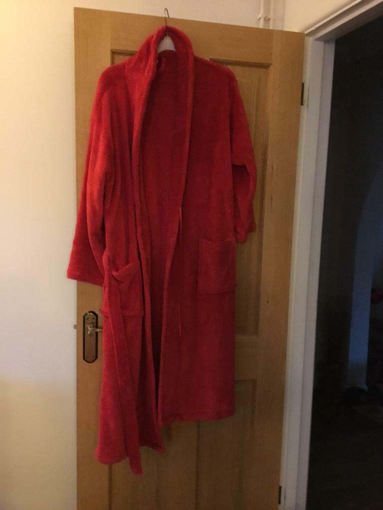 WHISPERS LOVELY WARM DRESSING GOWN SIZE 18/20