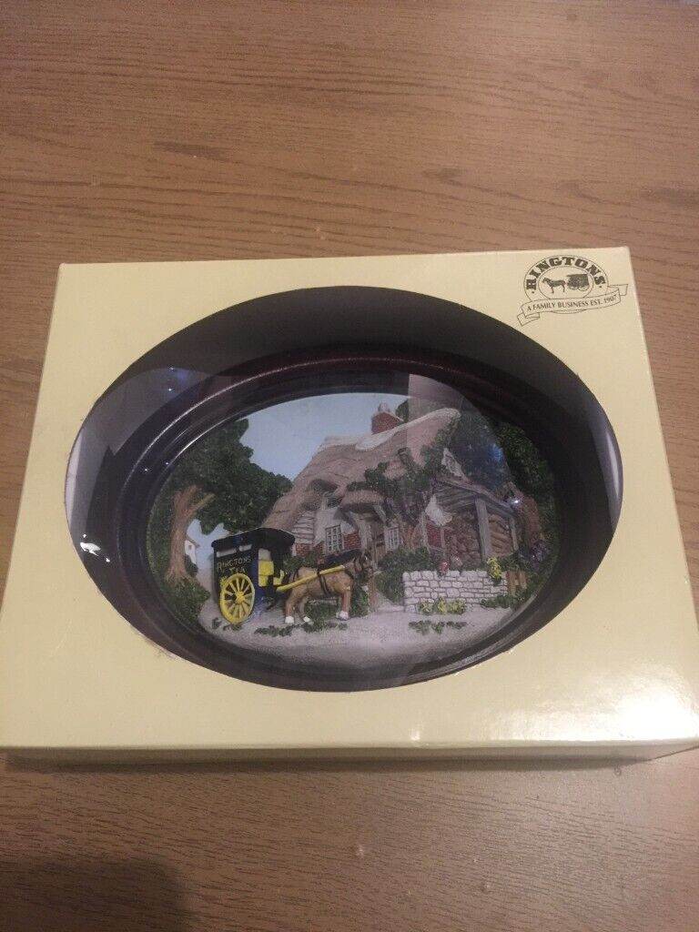 RINGTONS TEA 3D Wall / Desk Plaque. Horse Drawn Van And Cottage Resin Hand Made By Lakeland Studios