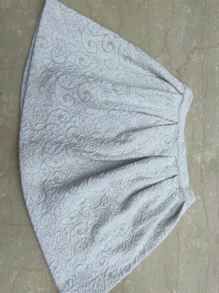 White and golden girl skirt from Chicco