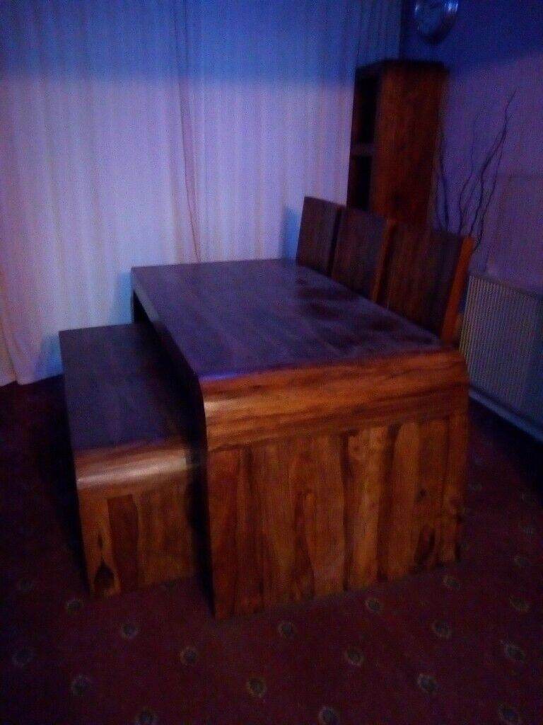 Dining table 6 seat solid wood