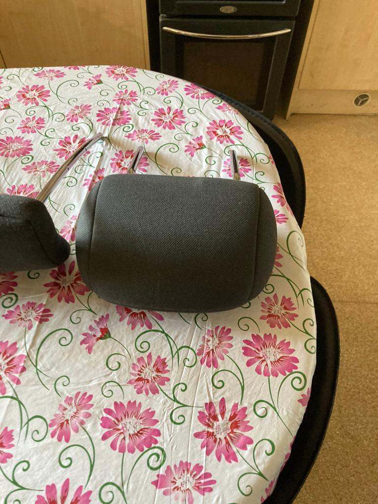 VAUXHALL ASTRA HEADREST
