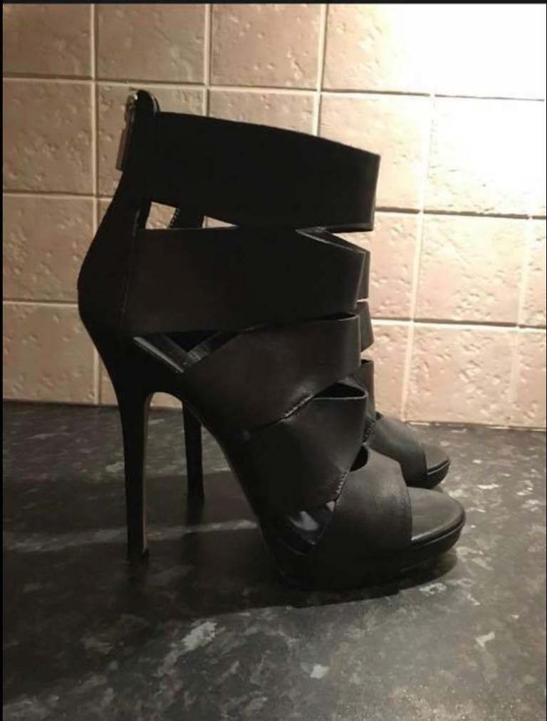 ALDO LEATHER BOOTIES 