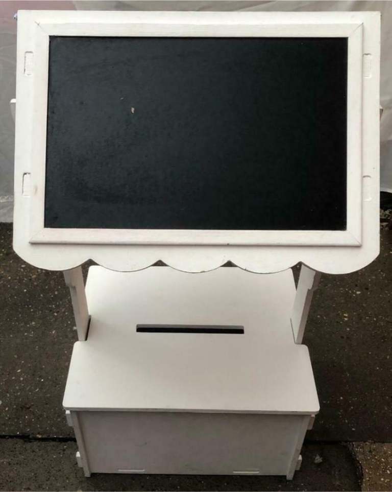 wishing well Post box