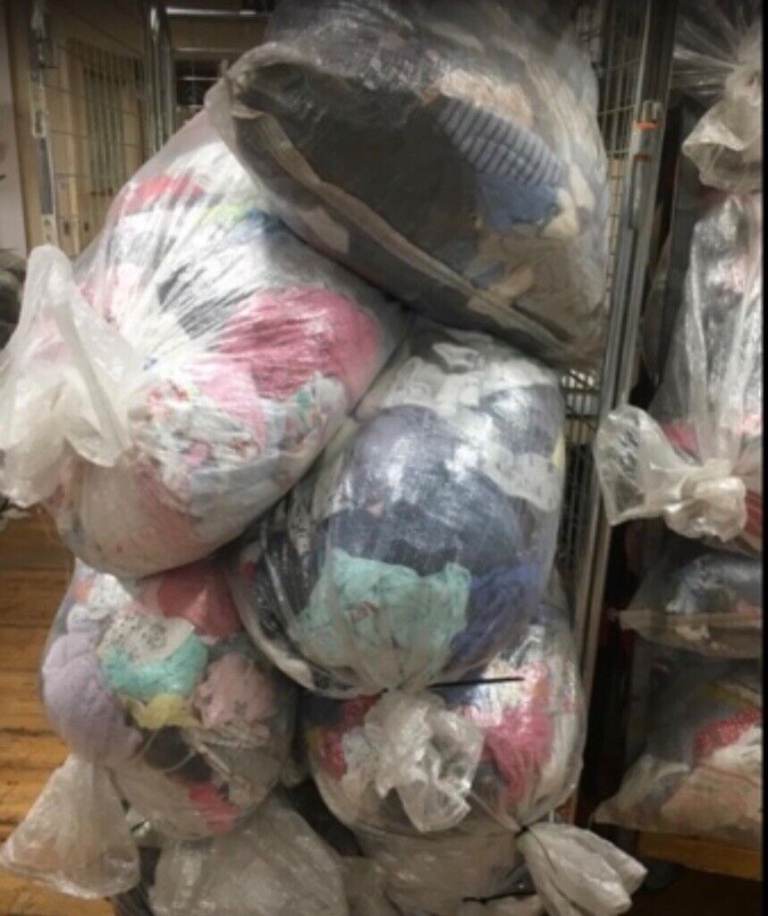 Second Hand Clothing Adults or Kids A or B Grade from £1 KG. Delivery Avaialble