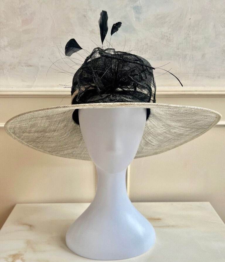 MARKS & SPENCER Black Cream Wedding Races Wide Brim Feather Hat One Size