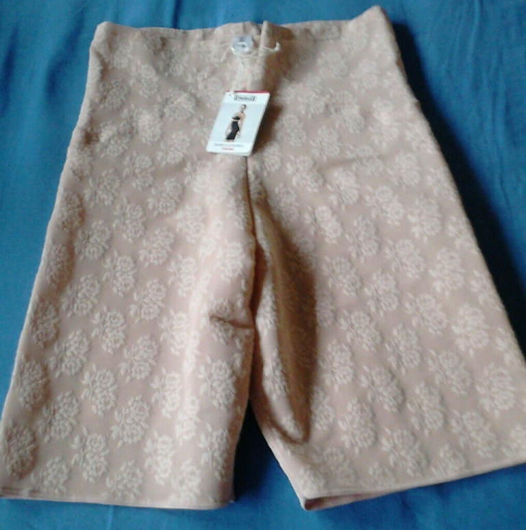 New Wolford Mystery Strong Shape & Control Shorts (UK 14 EU 40) with tags 
