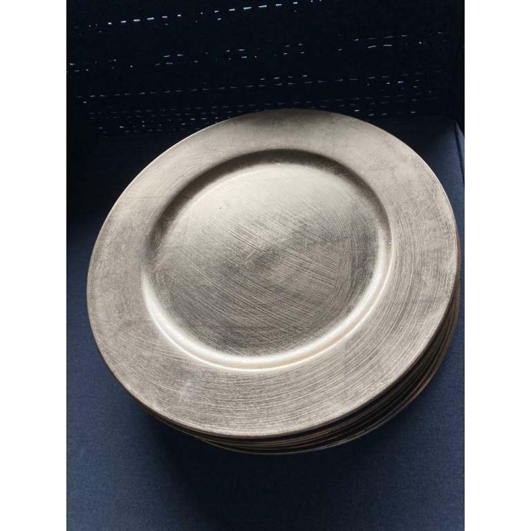 CHARGER PLATES GOLD x 11 