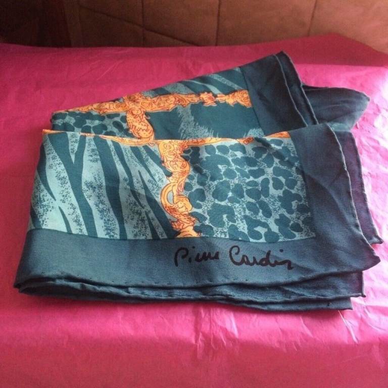 PIERRE CARDIN 100% silk green & gold scarf