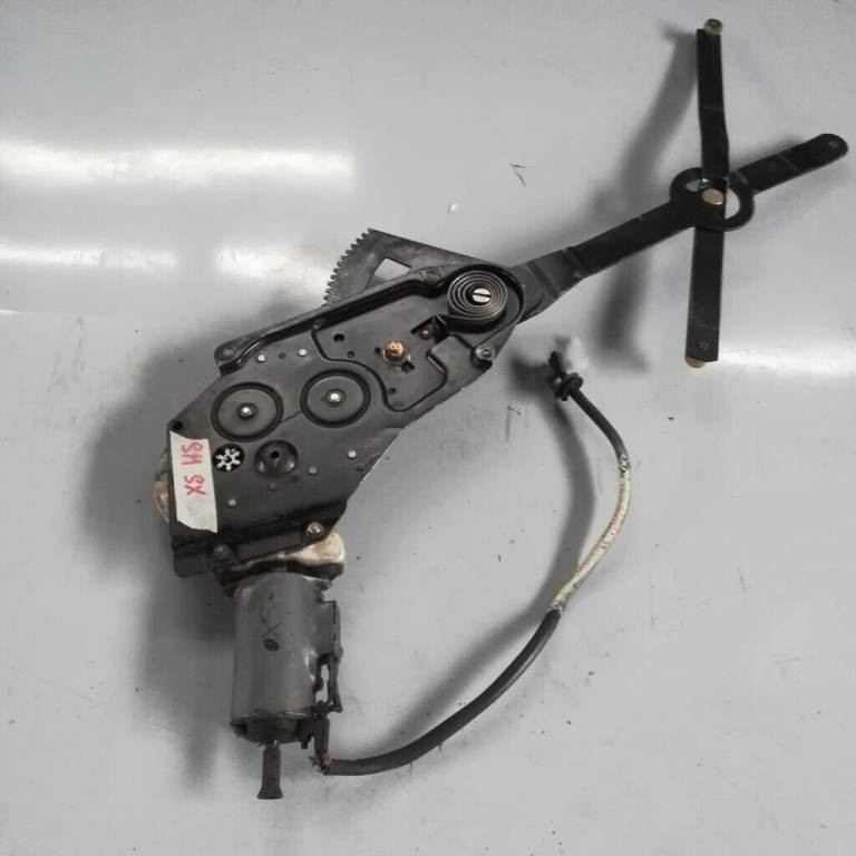 Rh lift window mechanism for Citroen SM