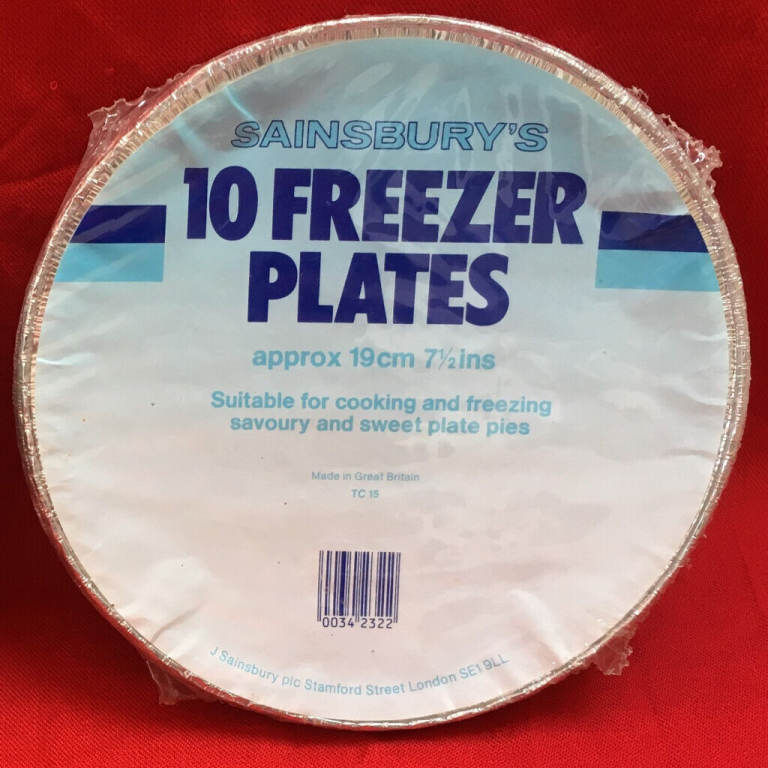 	Unused, sealed pack, Sainsbury's foil freezer plates (10). For plate pies. £2.50 ovno.