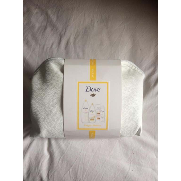 Dove Elegant Beauty Wash bag gift set