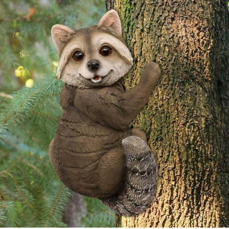 Raccoon Resin Tree Hugger Hanging Peeker Garden Ornament Branch Animal 